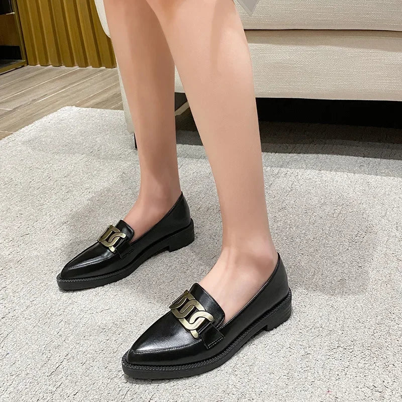 Pointed Toe Platform Metal Chain Buckle Designer British Leather Flats Loafers