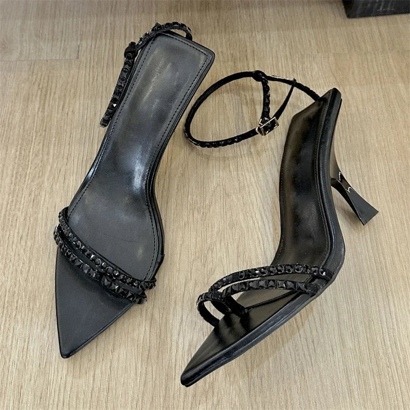 Summer Sexy Narrow Band Buckle Strap Women Pointed Toe Highs Banquet Party Shoes Low Heel Pumps