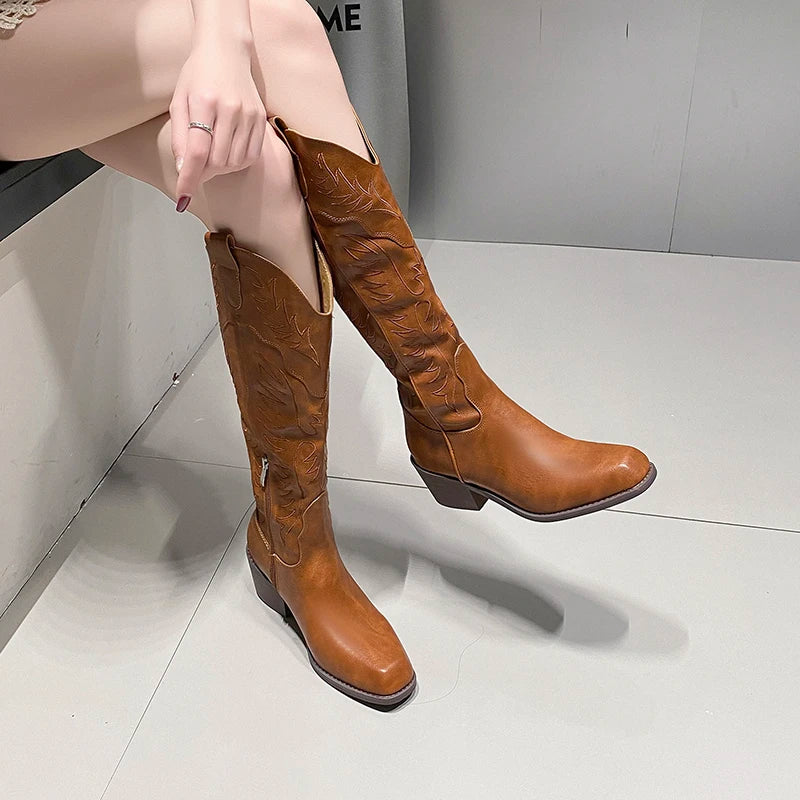 Modern Elegant Stylish Trendy Fashionable Comfortable Pointed Toe Knee High Boots